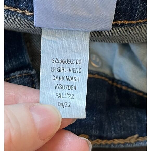 NWT Banana Republic Women's Dark Wash Girlfriend Rolled Hem Jean in 26/2 - Picture 9 of 16